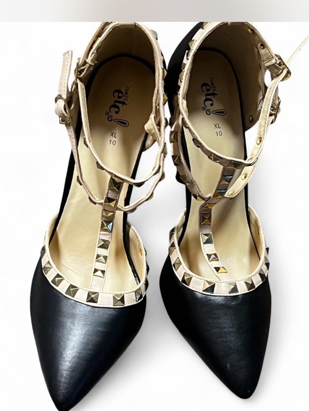 Rue21 Black Pointed T-Strap Studded Pumps with Cream Trim
